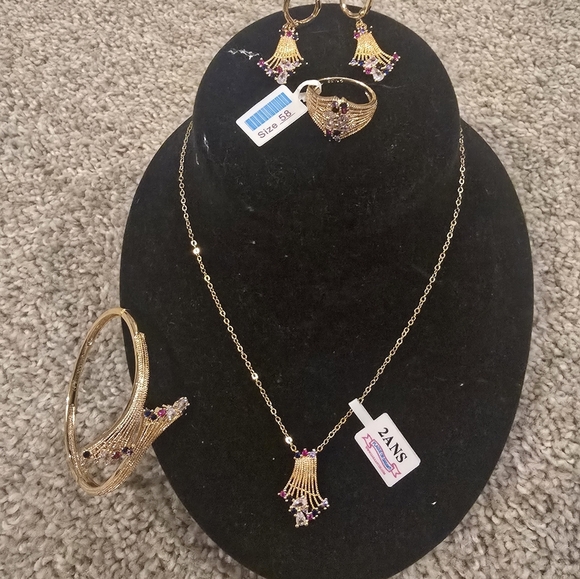 21kgp Dubai Elegant Gold and Pink Jewelry Set - Picture 2 of 12